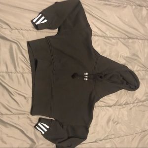 Crop top adidas hoodie long sleeve